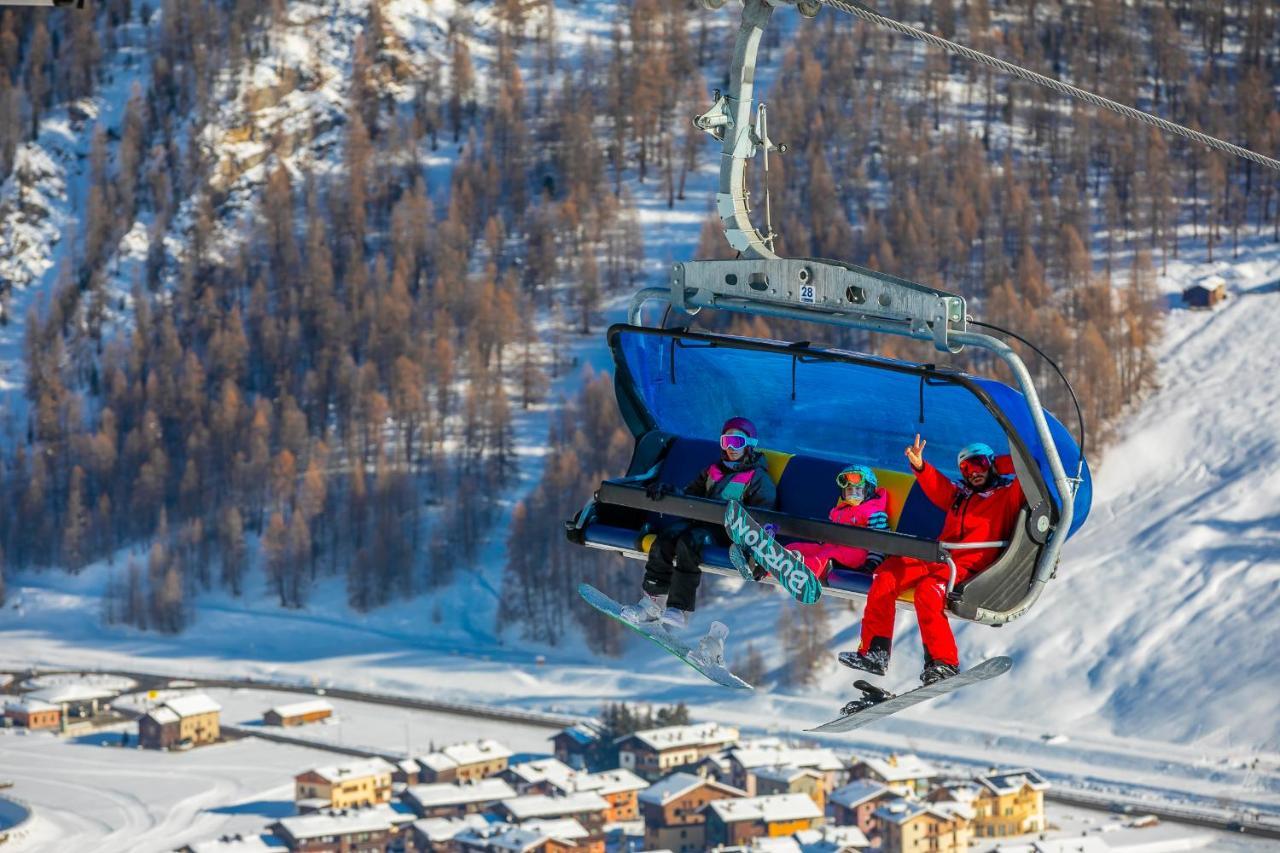 Martina Ski In - Ski Out Mt 50 - Happy Rentals Livigno Exteriör bild