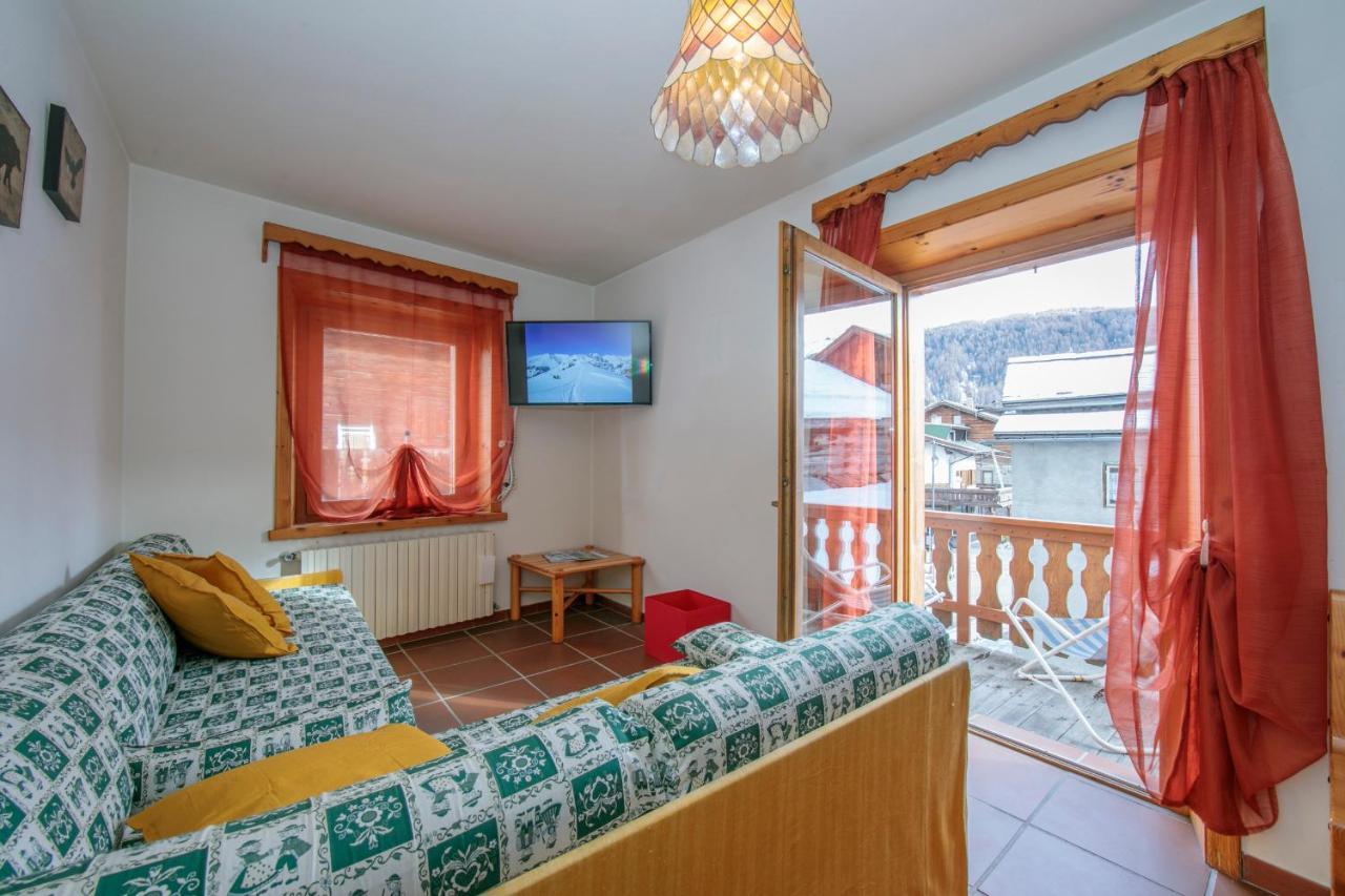 Martina Ski In - Ski Out Mt 50 - Happy Rentals Livigno Exteriör bild